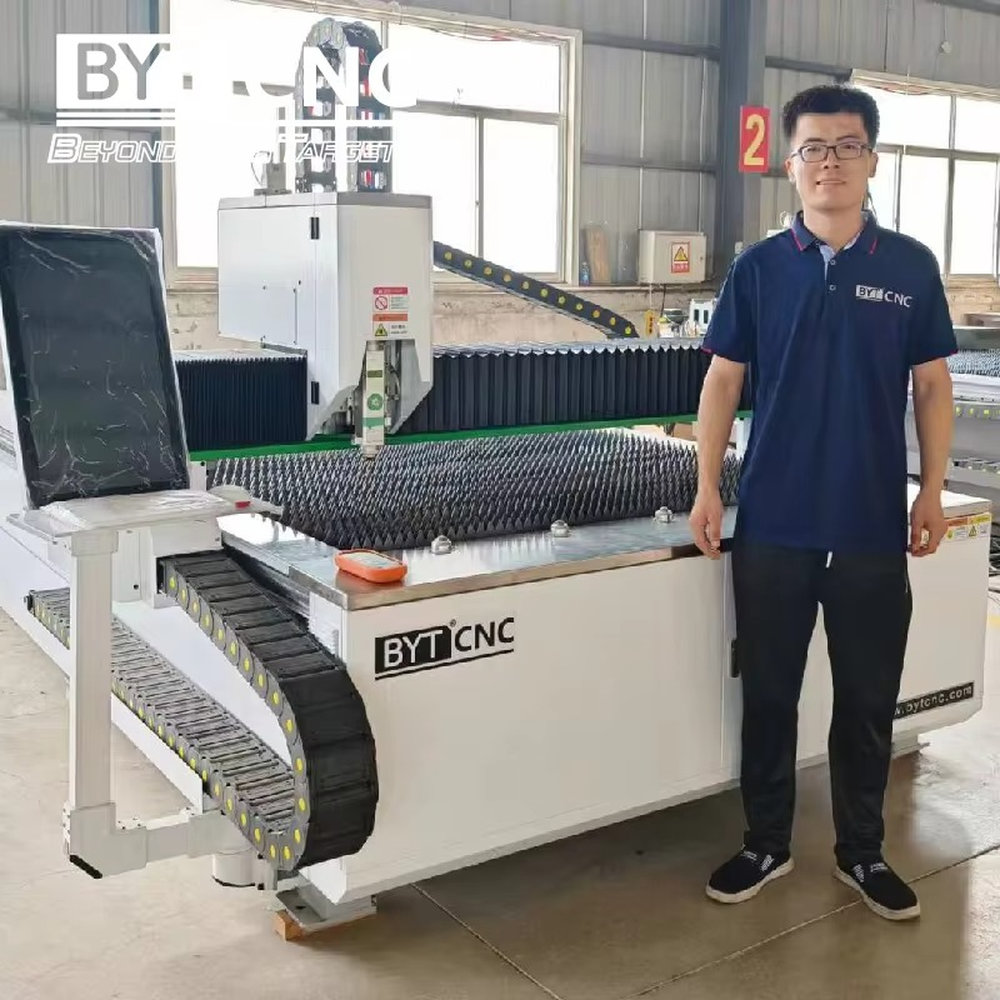 เครื่องตัดโลหะไฟเบอร์เลเซอร์เก - Industrial Laser Cutter For Metal บทวิจารณ์และราคา