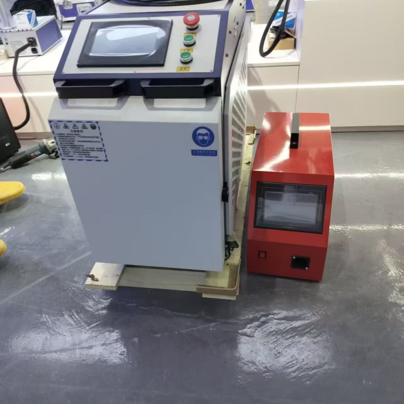 เครื่องเชื่อมเลเซอร์แบบมือถือ  - Handheld Laser Welding Machine บทวิจารณ์และราคา