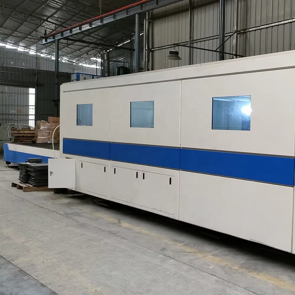 เครื่องตัดไฟเบอร์เลเซอร์อุตสาห - Industrial Laser Cutter For Metal บทวิจารณ์และราคา