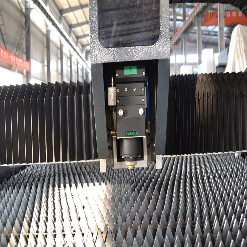 เครื่องตัดไฟเบอร์เลเซอร์แบบเปิ - Industrial Laser Cutter For Metal บทวิจารณ์และราคา
